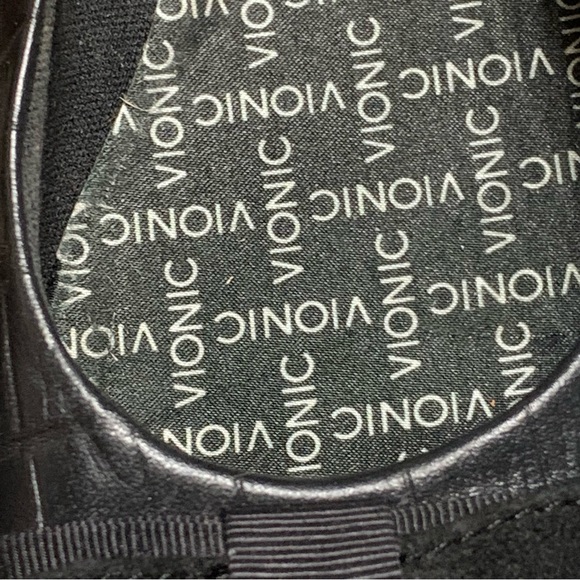 VIONIC “Lydia” Flats W/ Bow At Front Orthaheel Technology In Black Crocodile - Picture 5 of 10